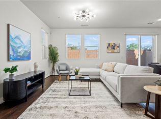 8645 Leilani Ave, Winnetka, CA 91306