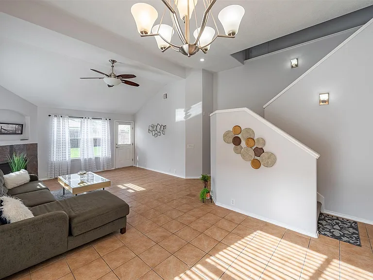 20018 Larkspur Lndg — Photo 15