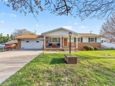 23743 Liddle St, Brownstown, MI, 48183