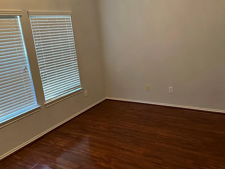 11307 Bright Canyon Ln — Photo 4
