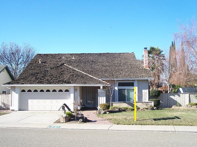 1st image of 441 Forest Hills Dr