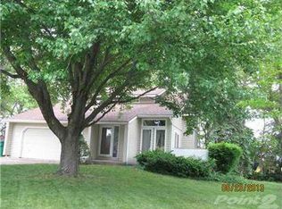 50688 Country Knolls Dr, Granger, IN