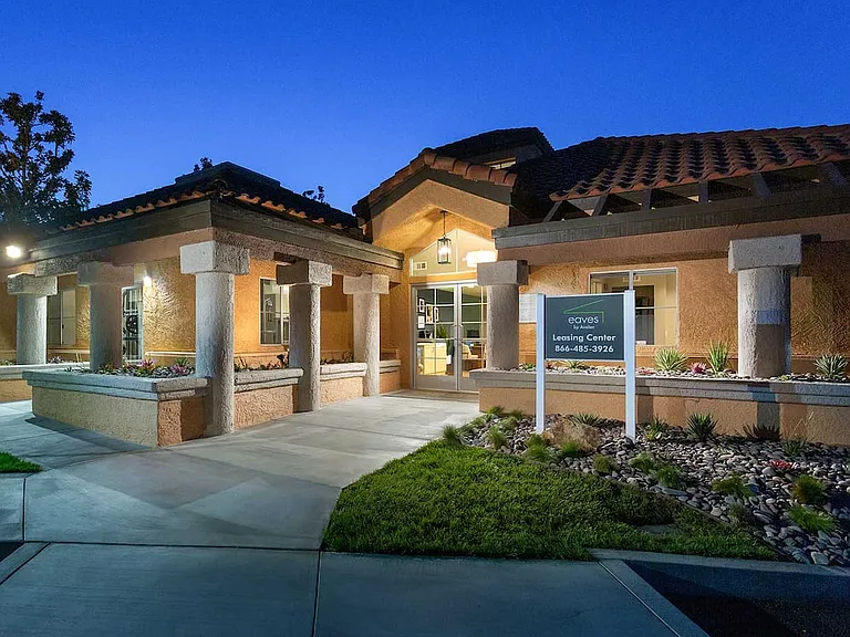 Leasing Center