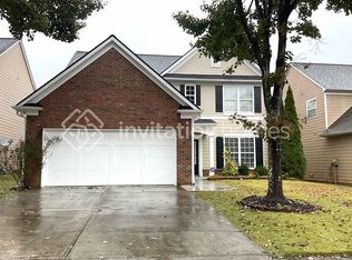 76 Laurelton Cir, Lawrenceville, GA 30044