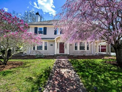 48 Moreland Ter, New Bedford, MA, 02740
