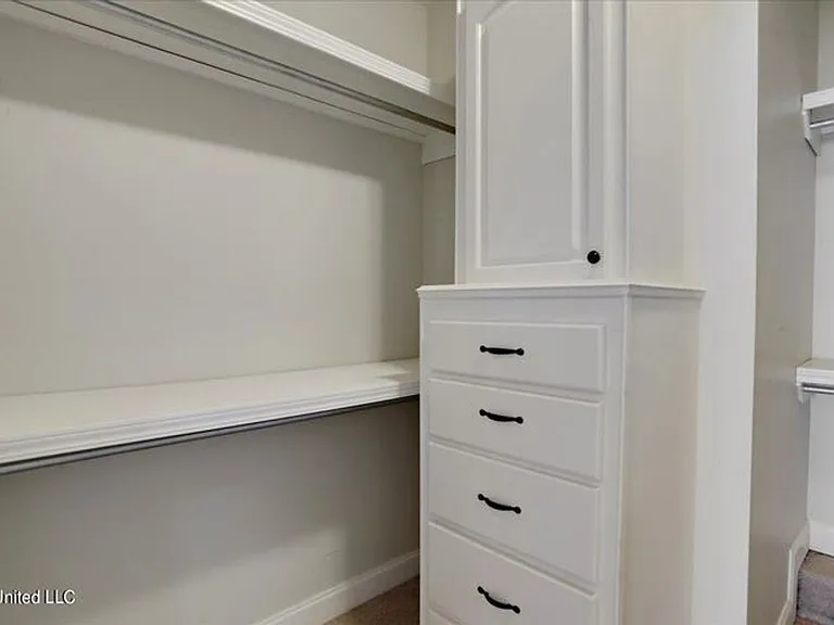 852 Willow Grande Cir — Photo 36
