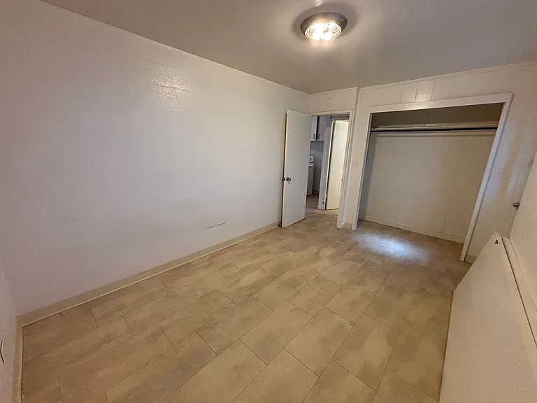 427 Liliha Court Ln — Photo 7