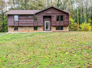 2330 Travis Cir, Maryville, TN 37804