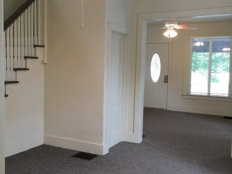 618 S 8th St — Photo 3