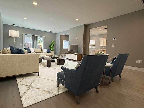 3rd image of 947 Irem Way
