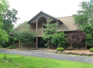 916 Mill Rd, East Aurora, NY 14052