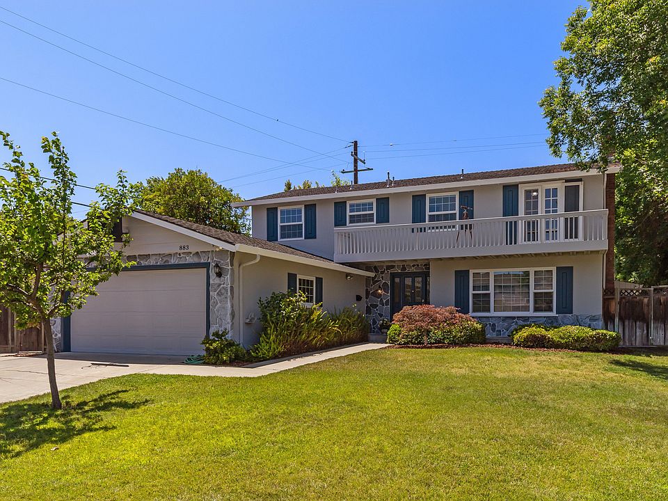 1st image of 883 Russet Dr