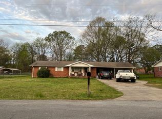 5 Johns Dr NE, Rome, GA 30165