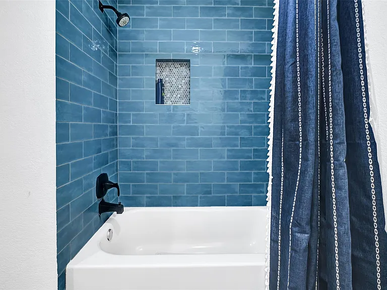 8010 Ocean Dr — Photo 18