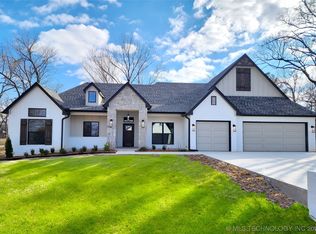 2711 Falls Bend Dr, Sapulpa, OK 74066