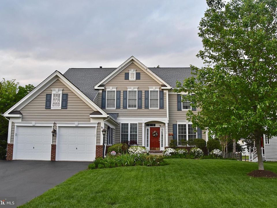 1st image of 12184 Triple Falls Ln