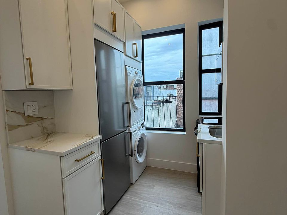 1st image of 28 Bedford St APT 26