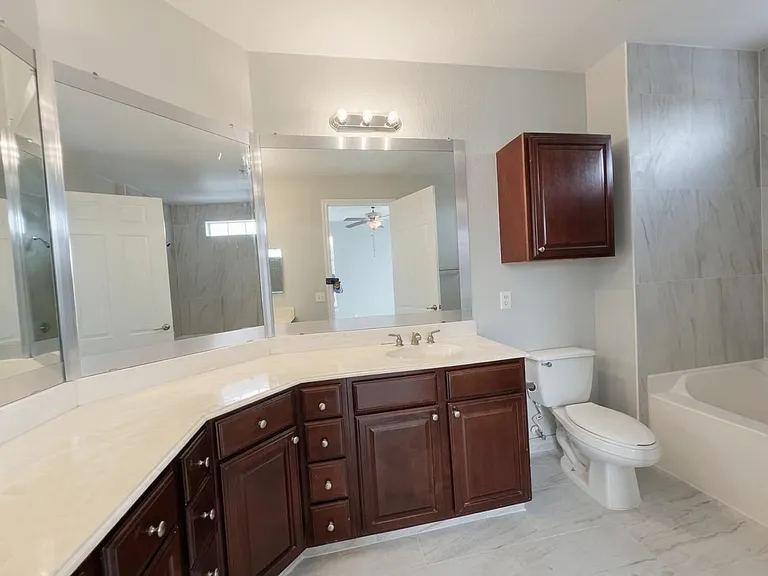 7575 Kirby Dr #2214 — Photo 19