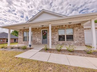 14 Summit View Dr, Perkinston, MS 39573