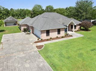 111 Ridgela Cir, Duson, LA 70529