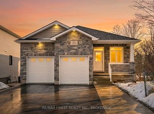 1383 Woodfield Cres, Kingston, ON K7P 0T4