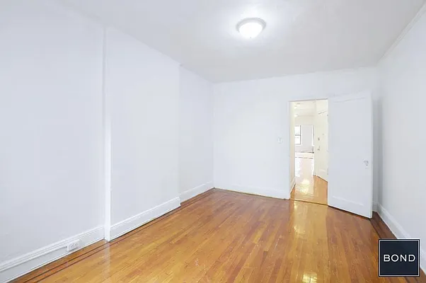 Rented by Bond New York | media 6