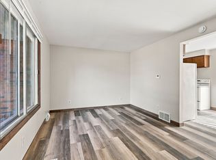 3727 Parkway Boulevard, Two Rivers, WI 54241