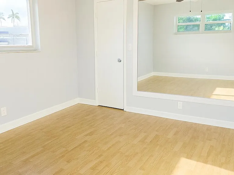 1001 SE 3rd St #3 — Photo 18