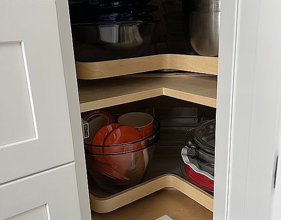 2nd image of 5508 Avellino Pl