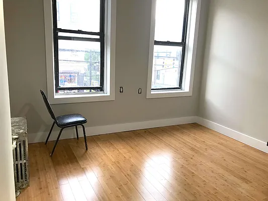 Rented by Capri Jet Realty Corp | media 21