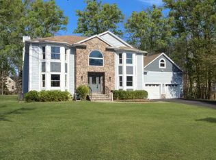 881 Shadowbrook Rd, Ridgewood, NJ 07450