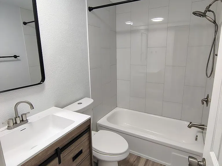 Arvada Court Apartments — Photo 17