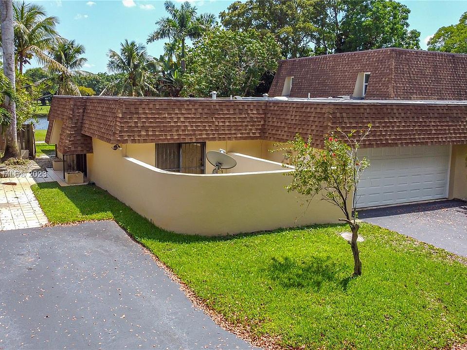 1st image of 7368 Oakland Hills Dr