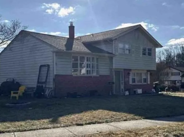 76 Ruby Dr, Claymont, DE 19703