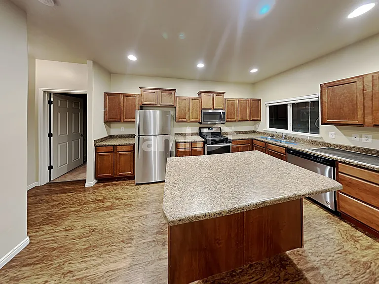 294 W Rocky Creek Way — Photo 3