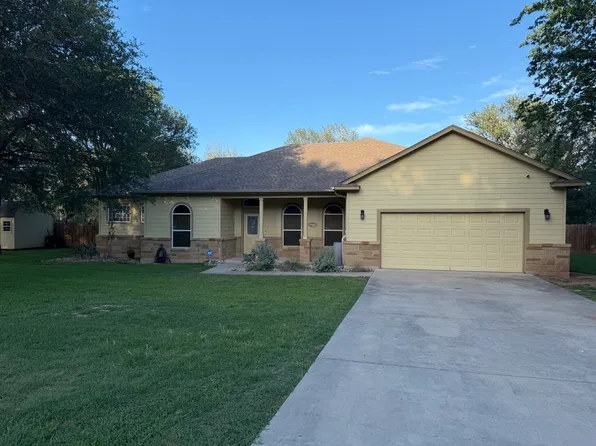 221 Waikakaaua Dr, Bastrop, TX 78602