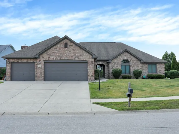 4225 Moss Ridge Ct, Indianapolis, IN 46237