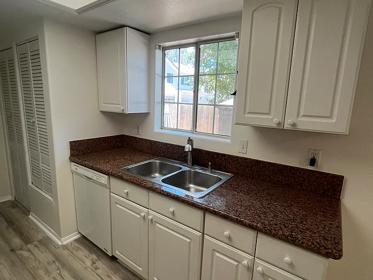 3199 Royal Oaks Dr #C — Photo 4