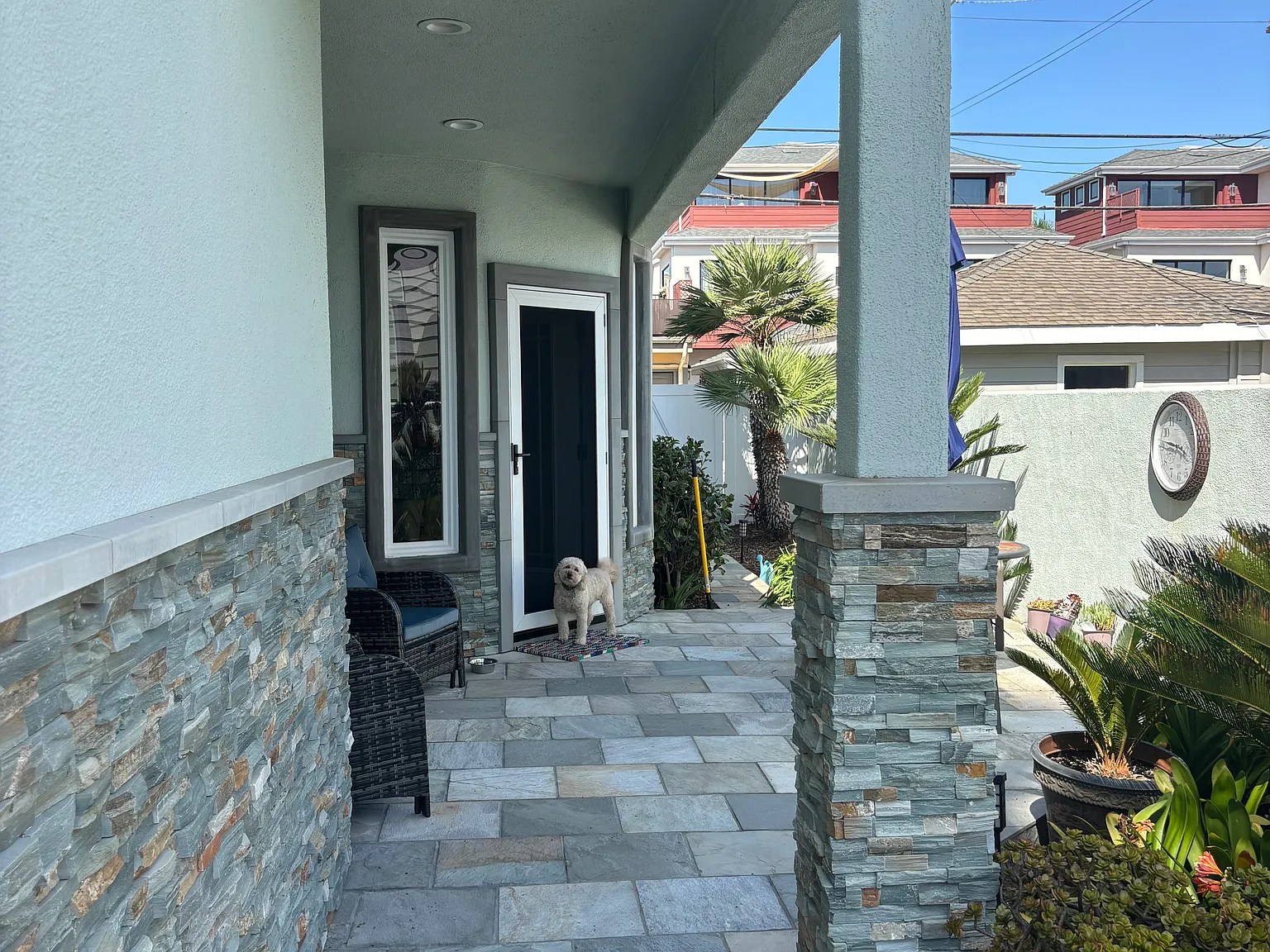 3 bed, 2.5 bath, 3008 sqft, $8,000 — Photo 3