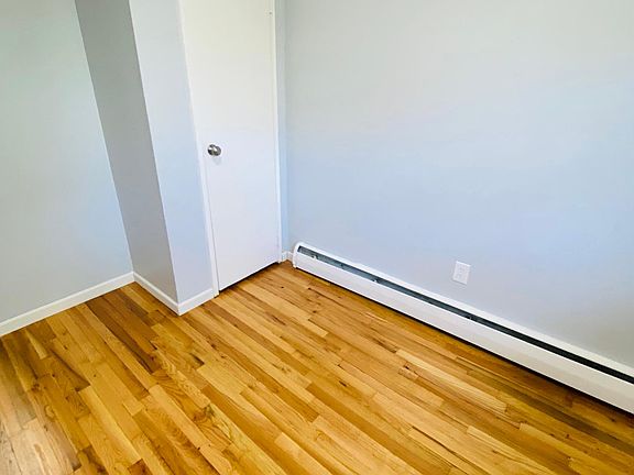 4th image of 156 Bay 47 St #2