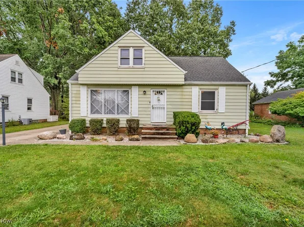 631 Trebisky Rd, Cleveland, OH 44143