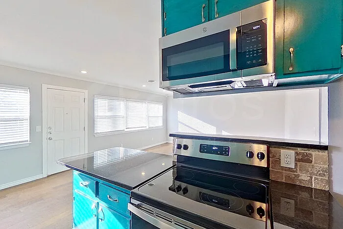 4418 Mesa Cir — Photo 11