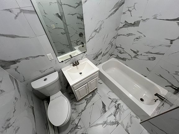 5th image of 153-155 Academy St #3R
