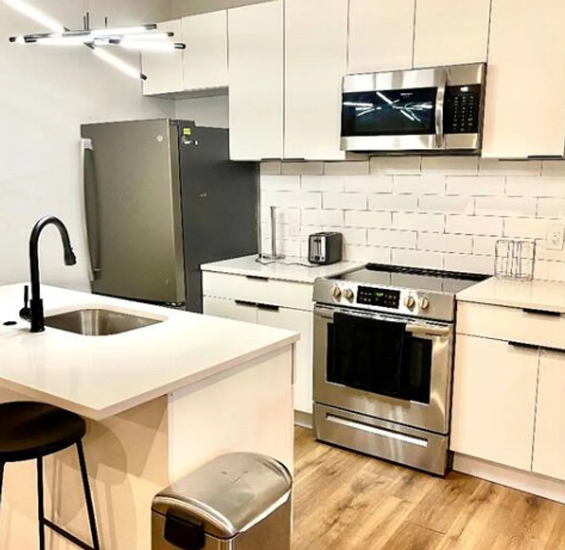 1710 Atlantic Avenue — Photo 4