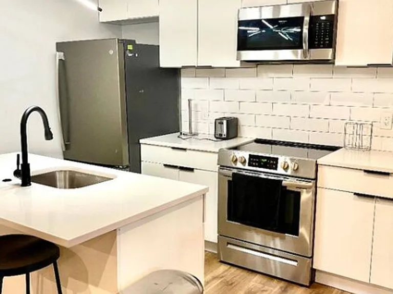 1710 Atlantic Ave — Photo 4