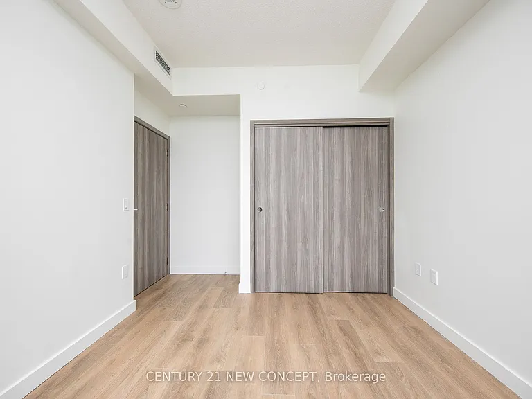 85 McMahon Dr #3205 — Photo 17