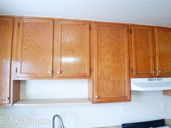 3rd image of 552 D St APT 16