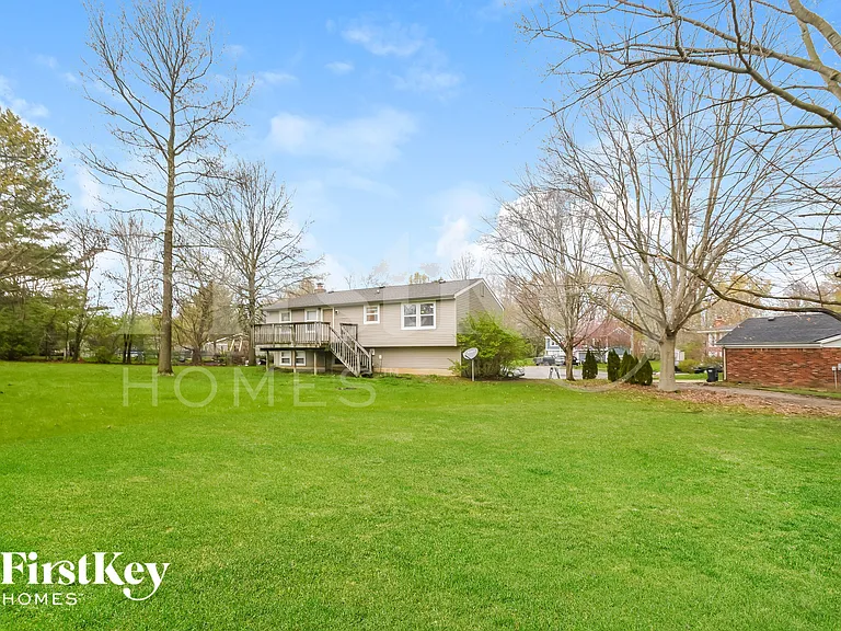 639 Shady Creek Ct — Photo 15