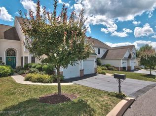 2302 Browning Close #U-23B, Moosic, PA 18507