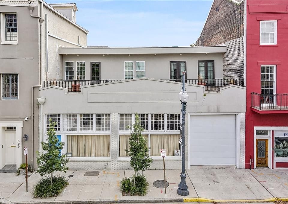 1st image of 808 Baronne St